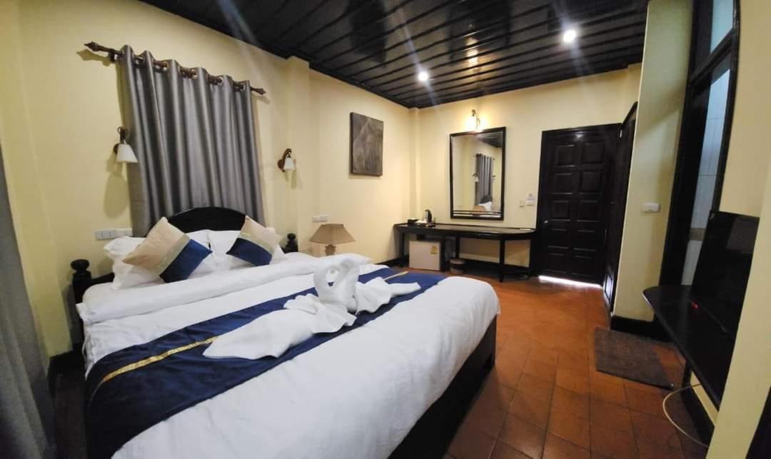 Villa Le Tam Tam Boutique Hotel Luang Prabang Exterior photo